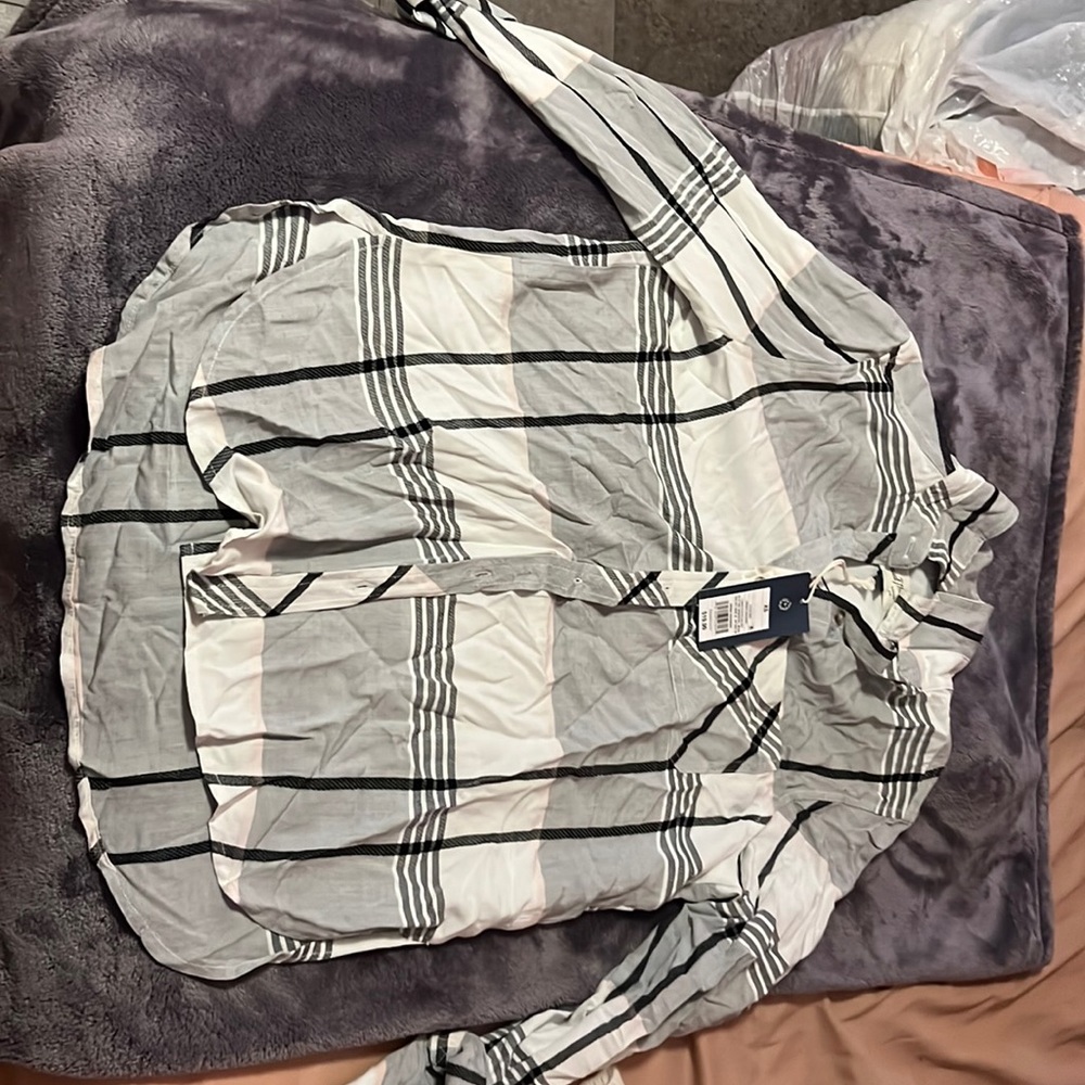 gray and black flannel